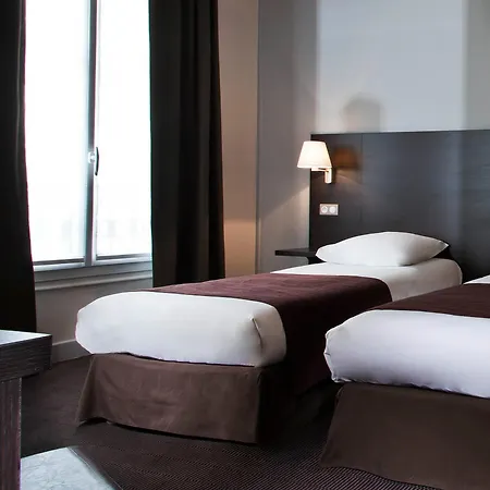 オテル デ ゼクリヴァン ホテル