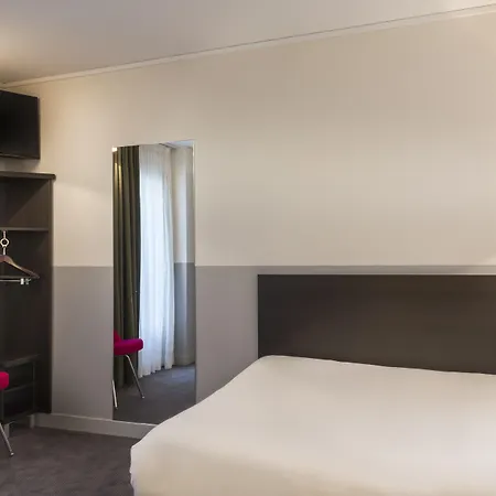 オテル デ ゼクリヴァン