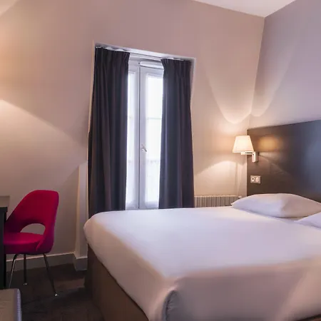 ホテル オテル デ ゼクリヴァン 3*