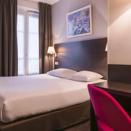 オテル デ ゼクリヴァン ホテル 3*