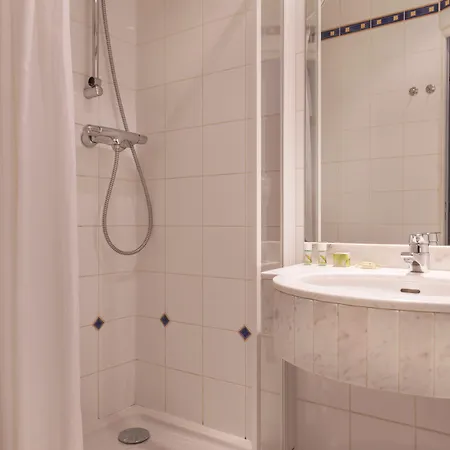 ホテル オテル デ ゼクリヴァン 3*