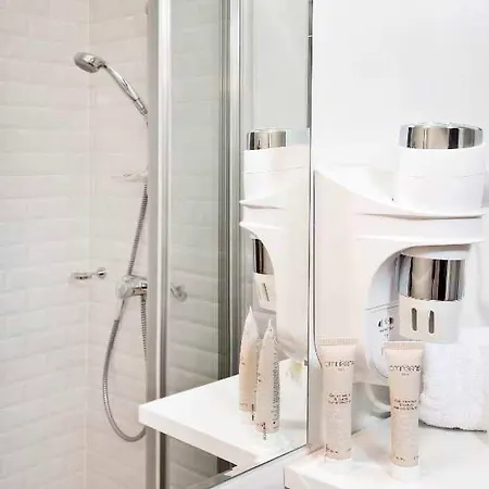 オテル デ ゼクリヴァン