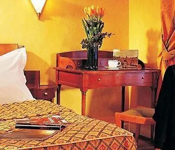 Hotel Des Ecrivains 3*