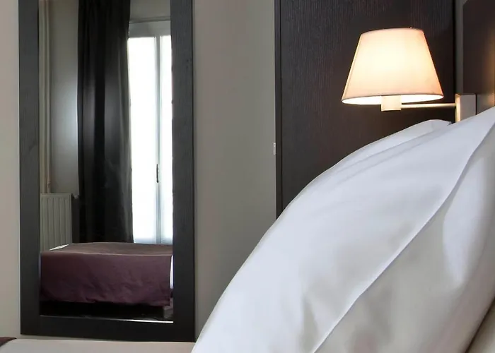 Hotel Des Ecrivains 3*